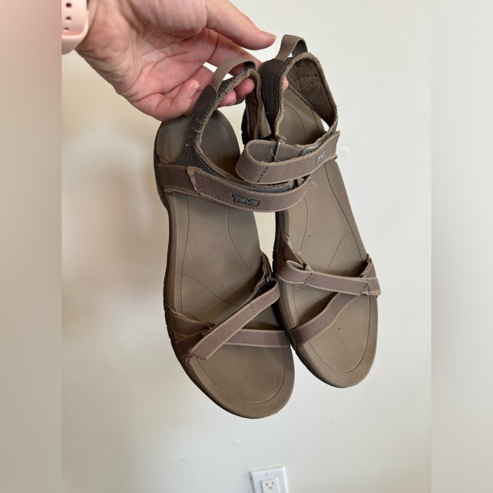 Teva Sandals Womens 9 Brown Adjustable Sports Slingback Strappy Hiking Sandals